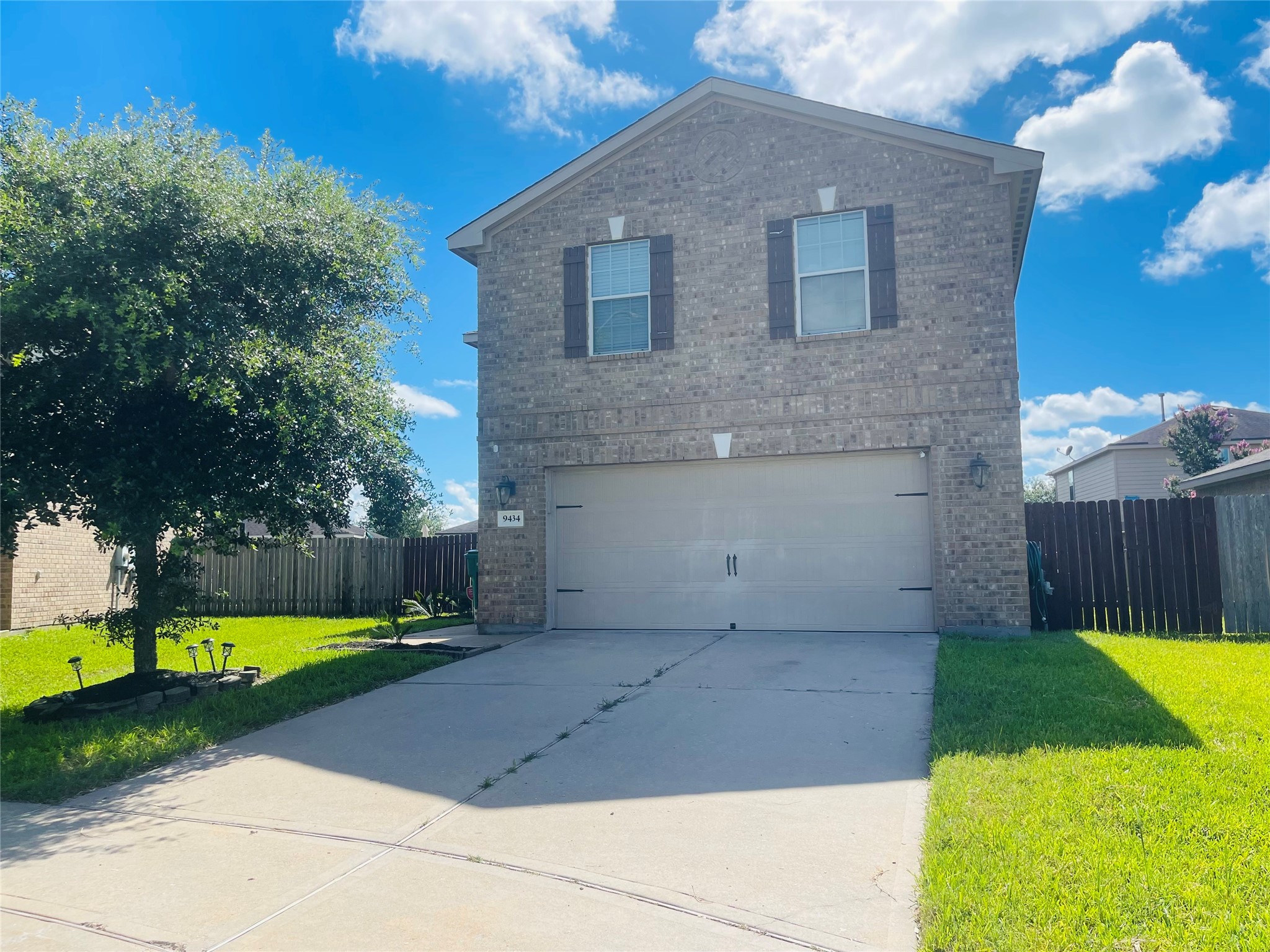 9434 Turquoise Meadow Lane Rosharon, TX 77583 - Photo 2 of 39 Gallery Image 2