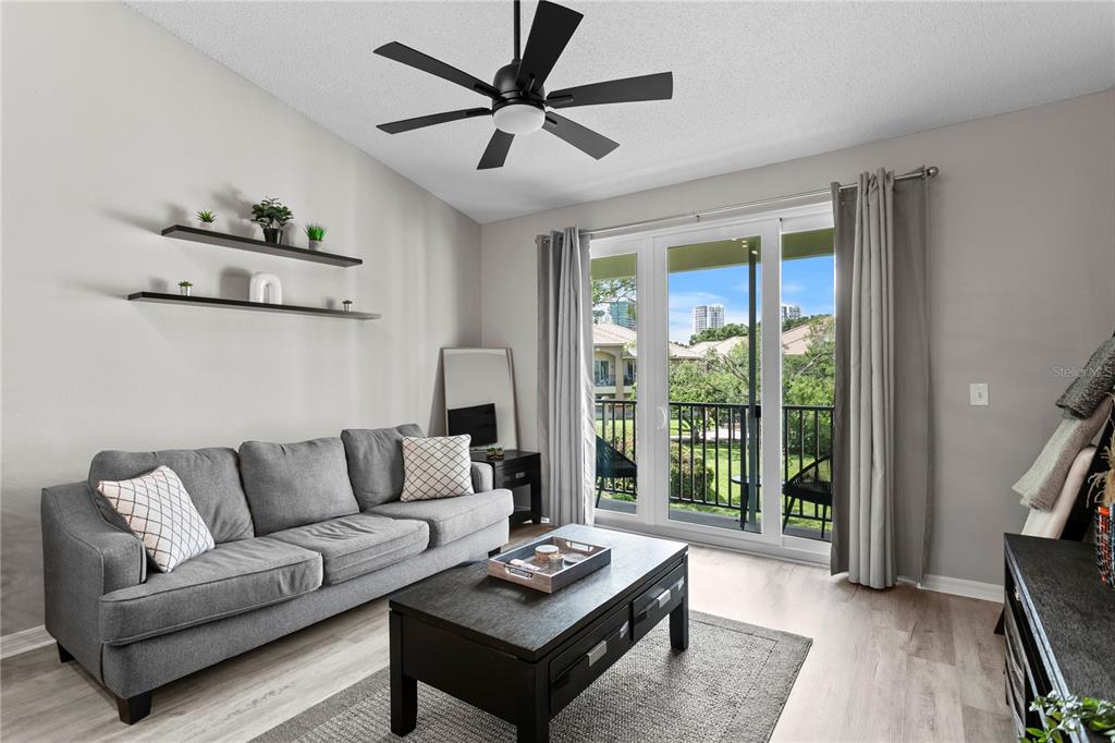 1040 Normandy Trace Road Tampa, FL 33602 - Photo 5 of 37