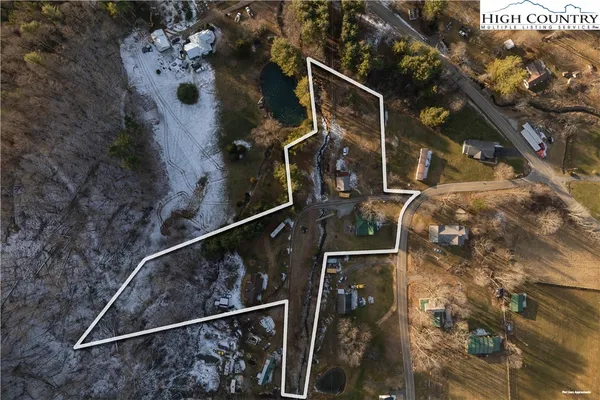 $375,000 | 121-150 John's Lane, Zionville, NC 28698