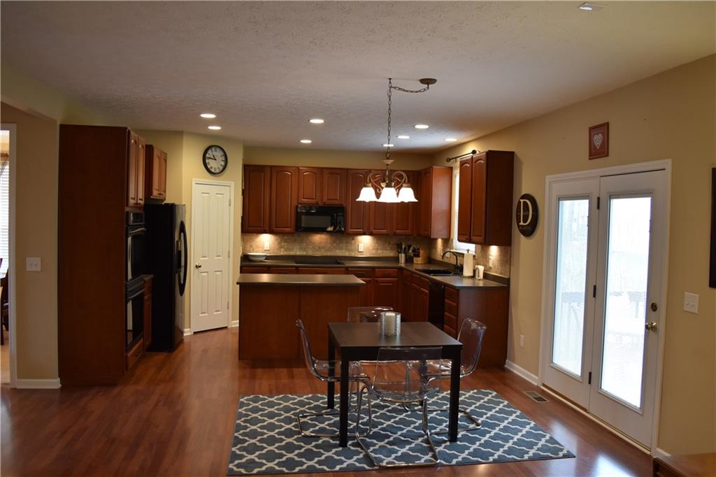 10439 Clifty Falls Road Indianapolis, IN 46239 - Photo 13 of 44 Gallery Image 13
