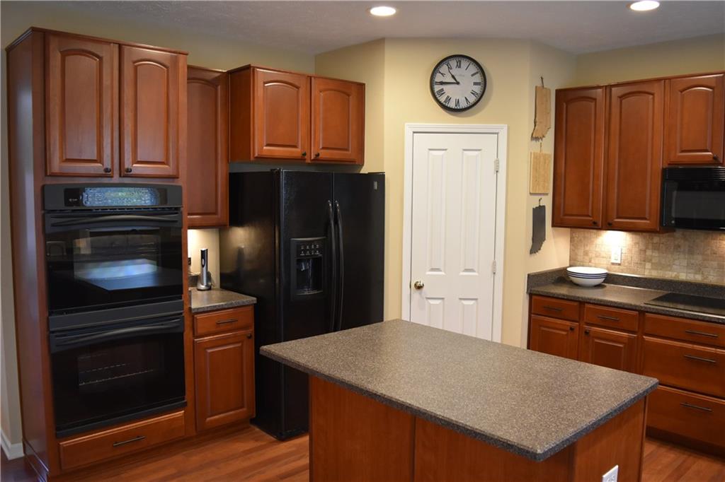 10439 Clifty Falls Road Indianapolis, IN 46239 - Photo 10 of 44 Gallery Image 10