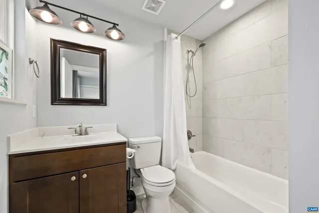 $599,900 | 154 Logan Drive, Barboursville, VA 22923