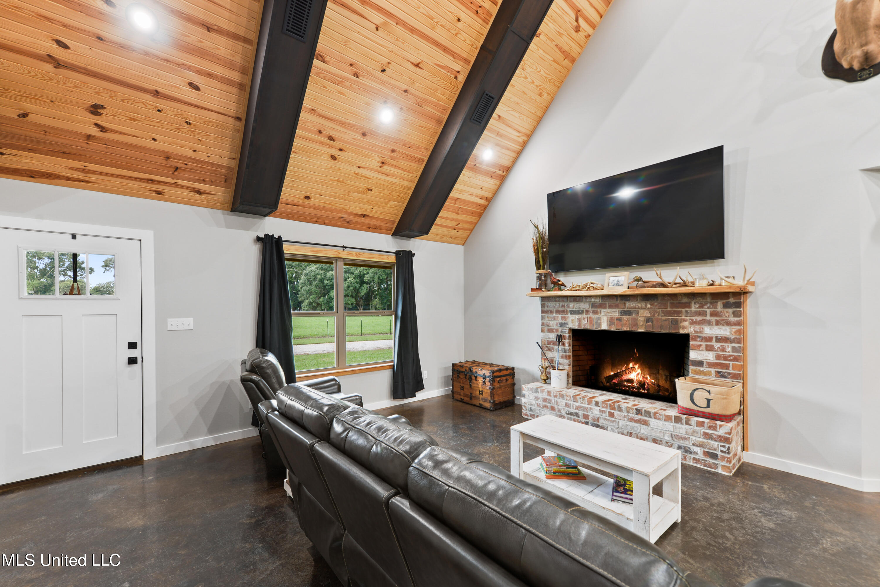 25905 Leetown Road Picayune, MS 39466 - Photo 6 of 36 005