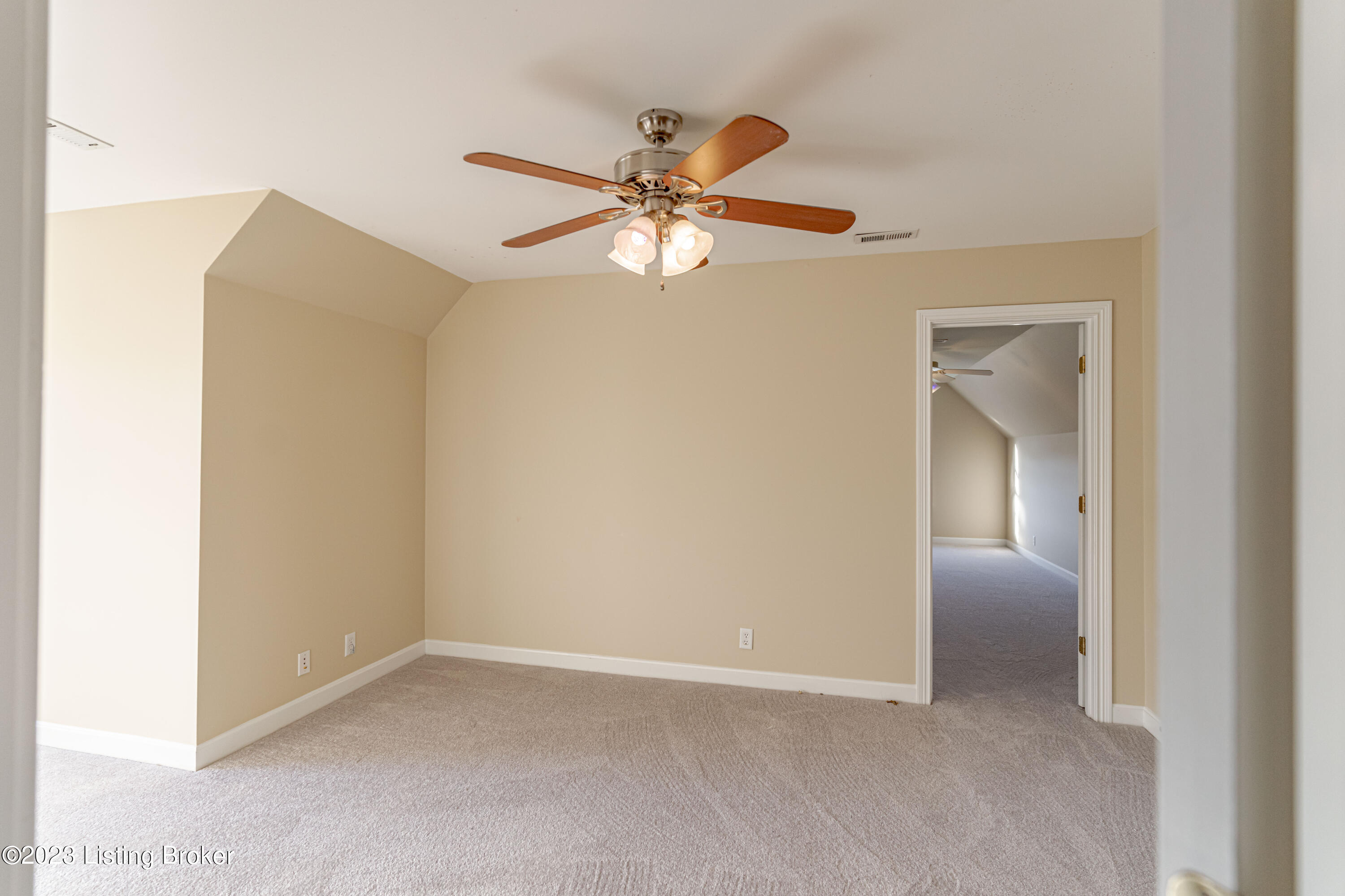 7110 Colton Road Crestwood, KY 40014 - Photo 44 of 95 DSC06528