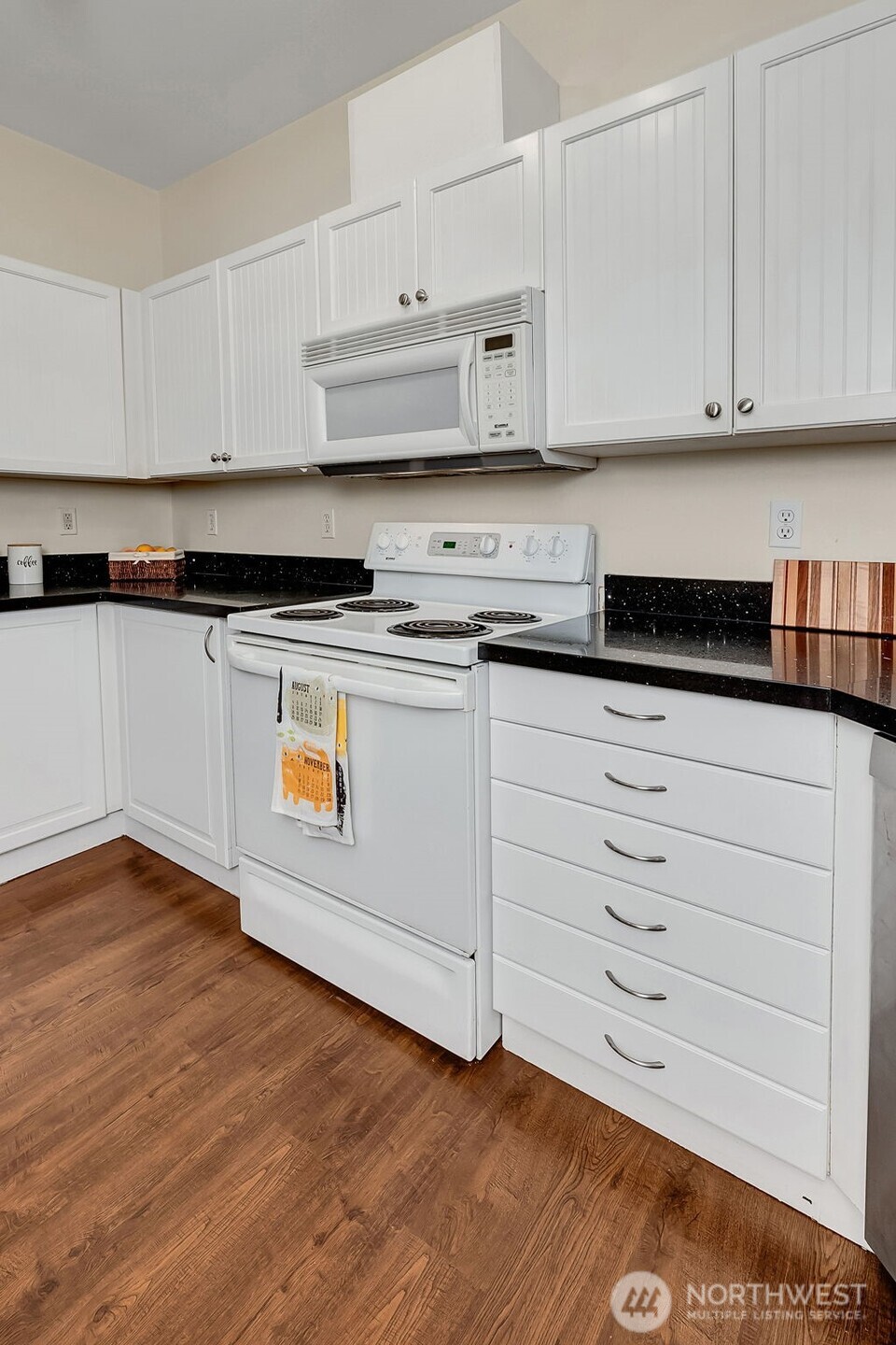 1500 South 18th Street, Unit H101 Renton, WA 98055 - Photo 15 of 37