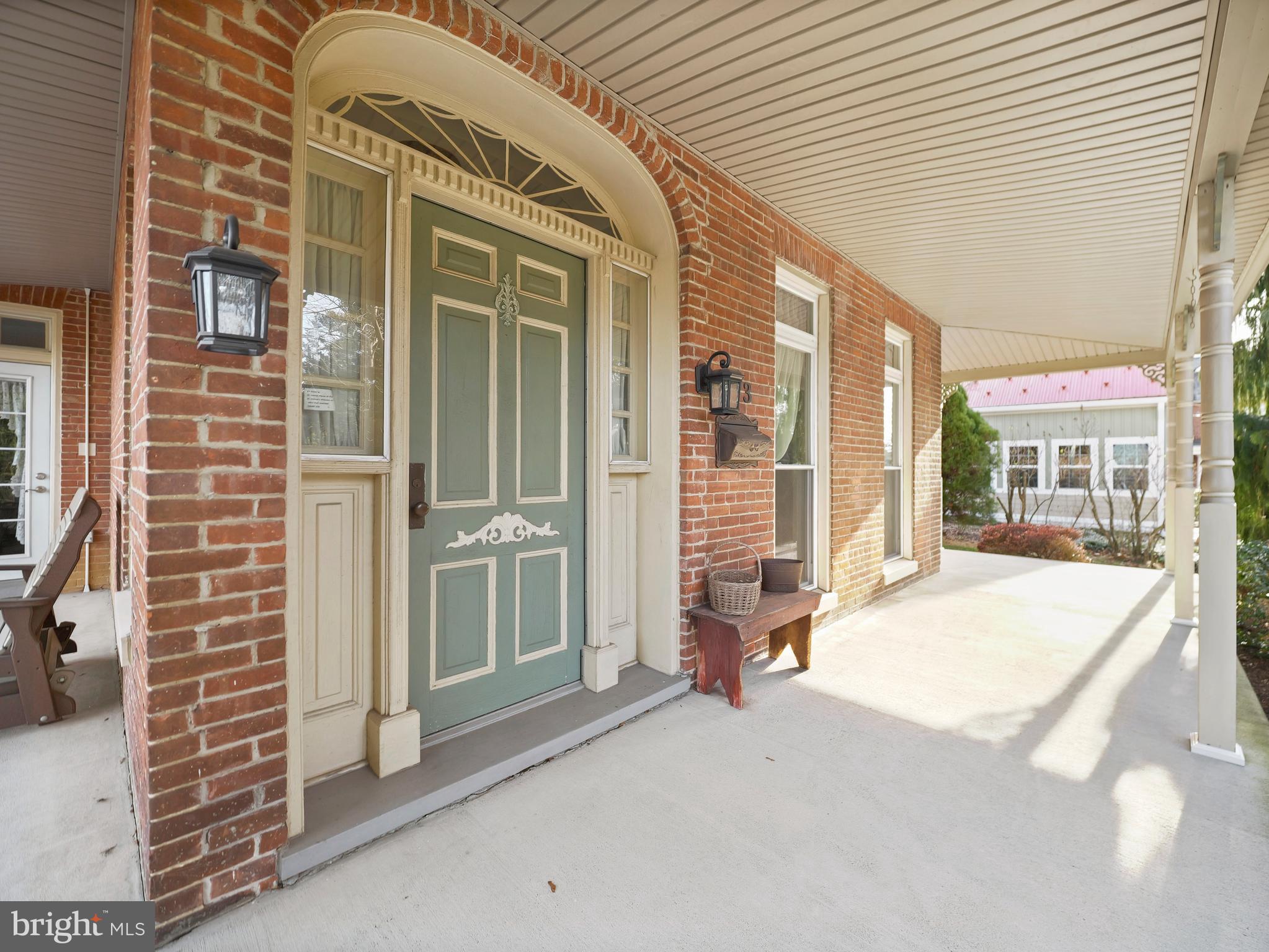 503 South Potomac Street Waynesboro, PA 17268 - Photo 26 of 36 a porch with a table and chairs