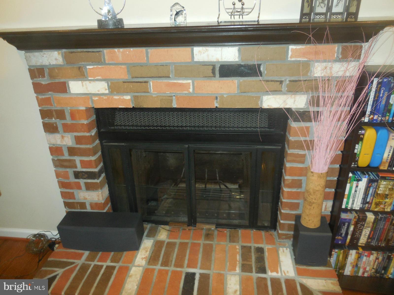 406 Rock Lodge Road Gaithersburg, MD 20877 - Photo 10 of 29 Family Room