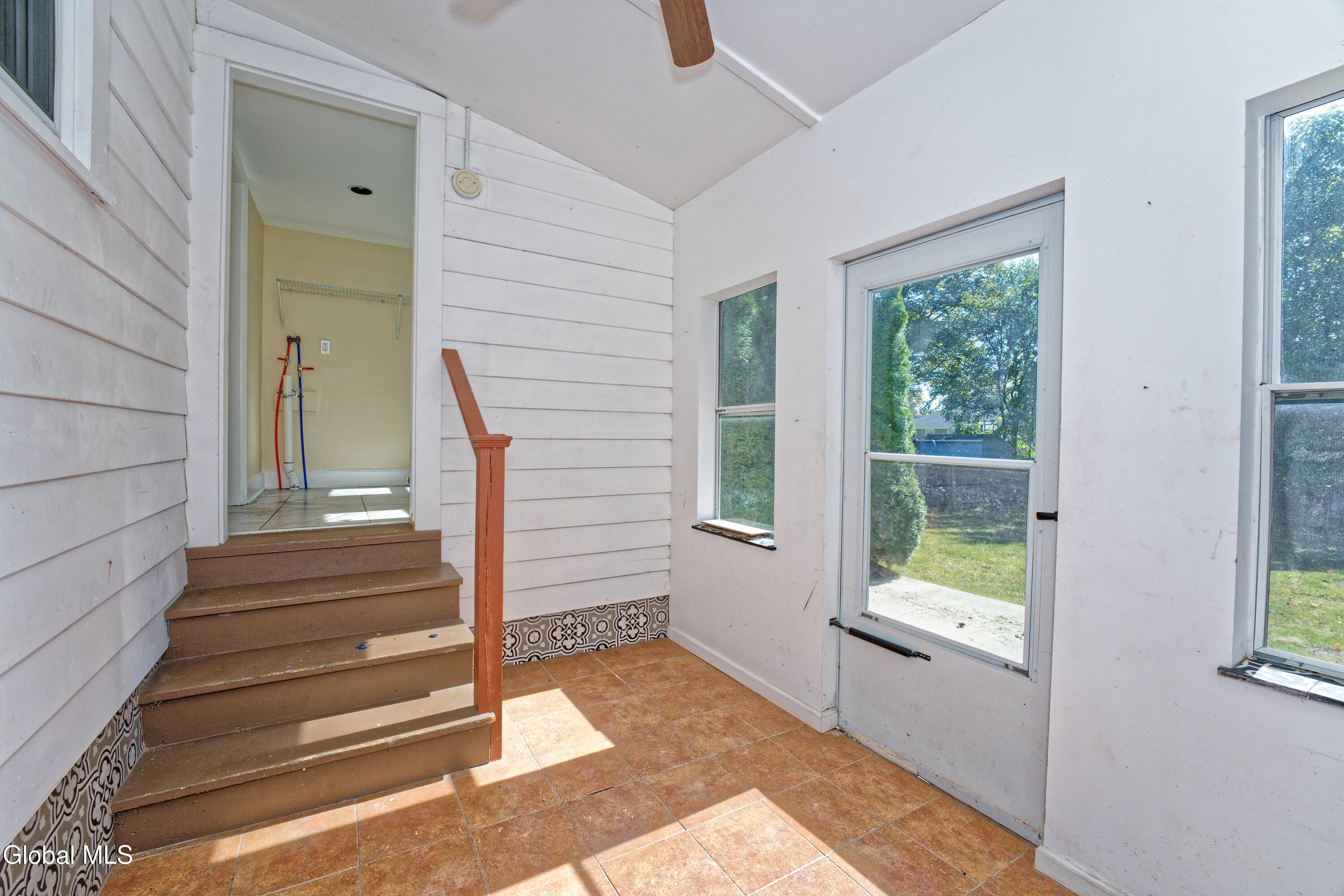 27 Miles Standish Road Rotterdam, NY 12306 - Photo 19 of 24 Porch 2