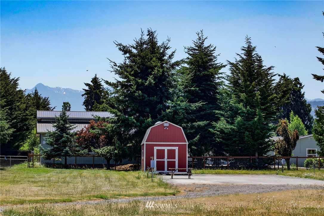 202 Klahn Country Road Sequim, WA 98382 - Photo 4 of 39