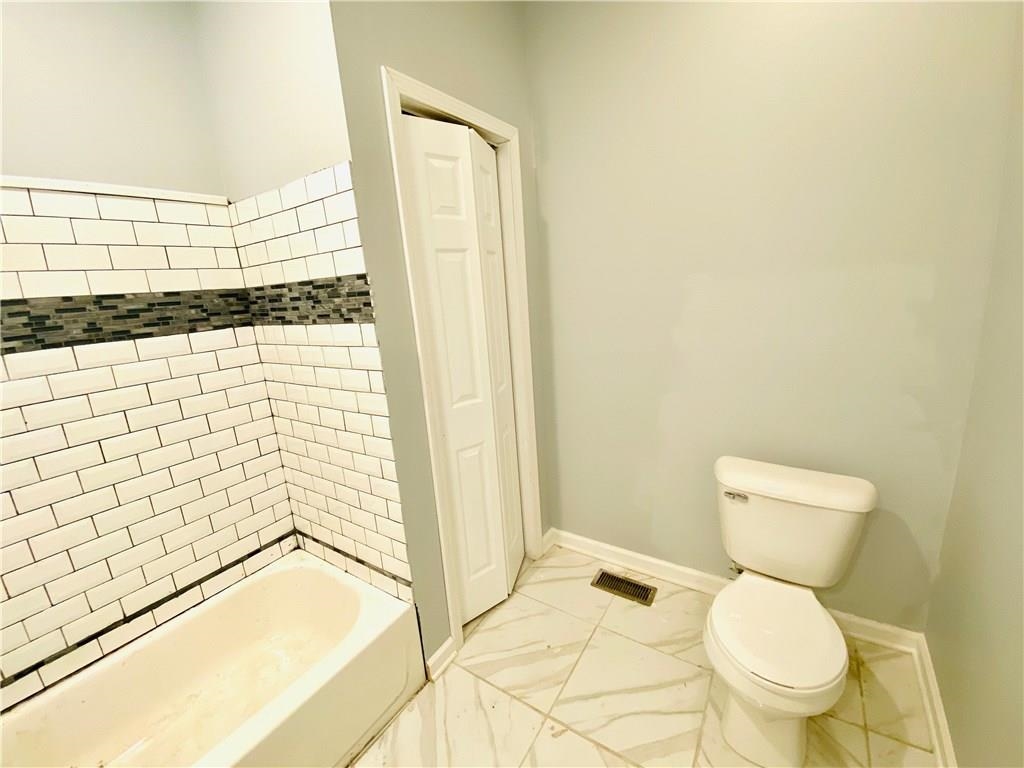 522 Nursery Road Anderson, IN 46012 - Photo 11 of 25 Gallery Image 11
