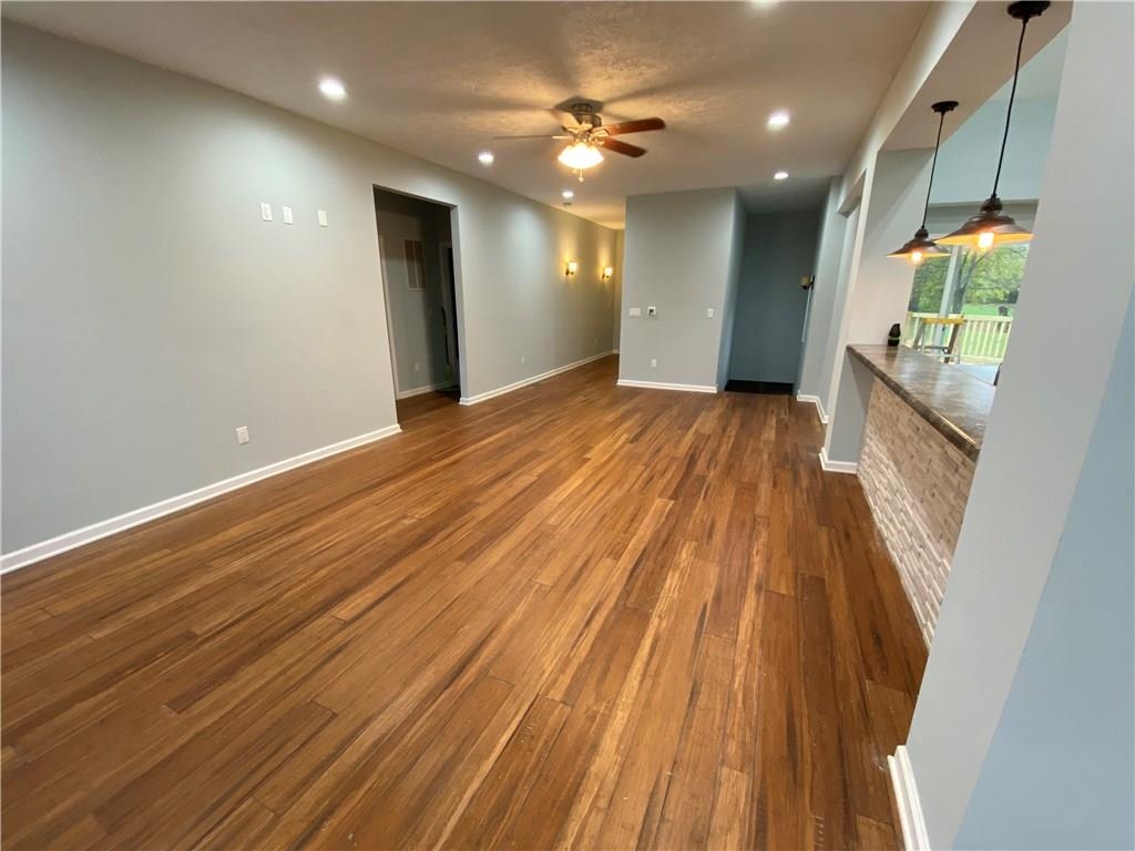 522 Nursery Road Anderson, IN 46012 - Photo 3 of 25 Gallery Image 3
