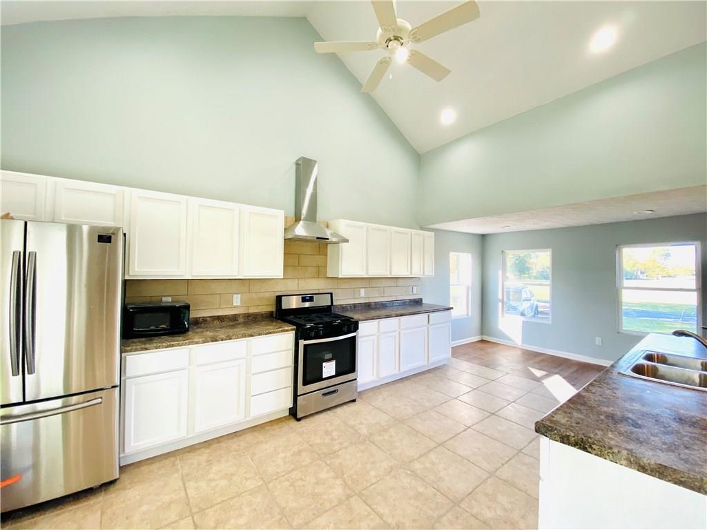 522 Nursery Road Anderson, IN 46012 - Photo 4 of 25 Gallery Image 4