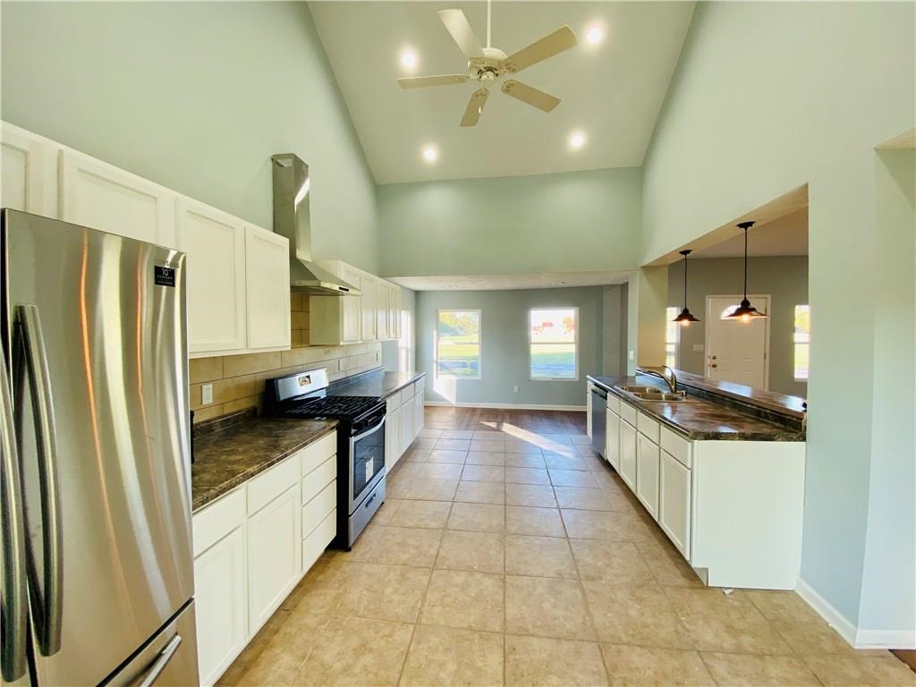 522 Nursery Road Anderson, IN 46012 - Photo 5 of 25 Gallery Image 5