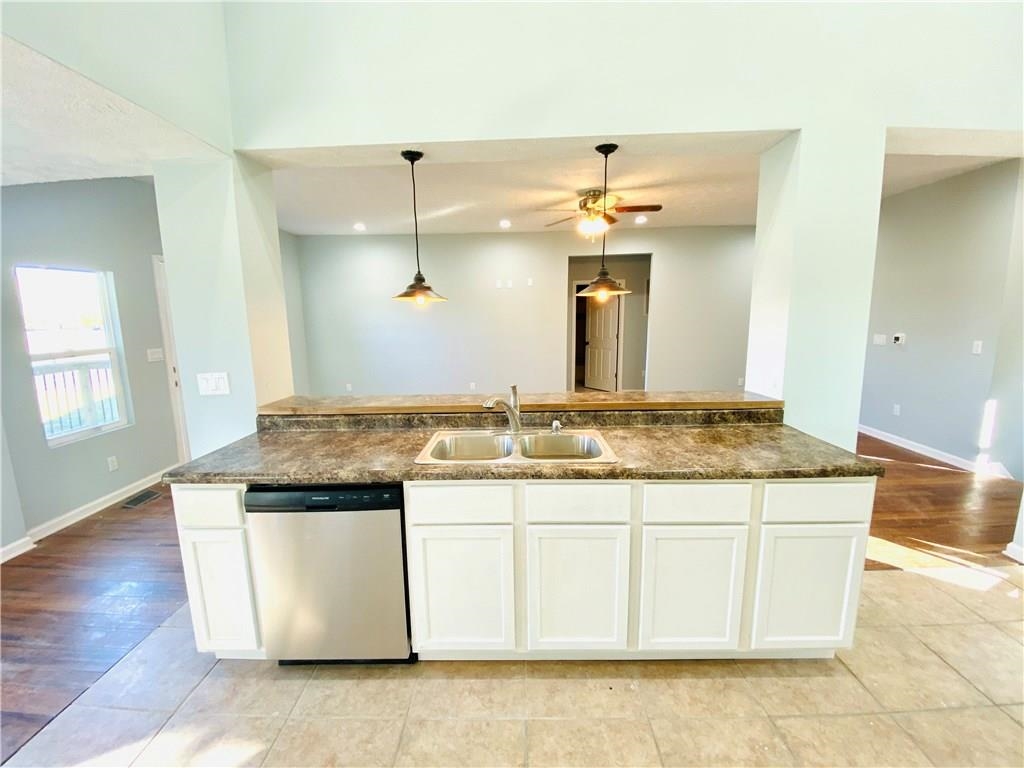 522 Nursery Road Anderson, IN 46012 - Photo 7 of 25 Gallery Image 7