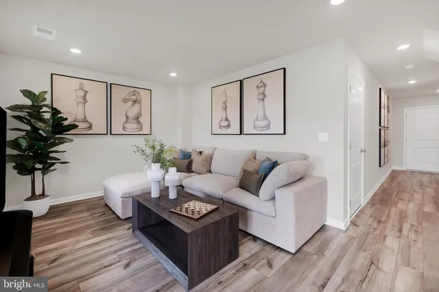 $272,586 | 102 Kincaid Court, Martinsburg, WV 25403