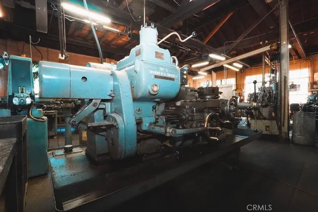 a view of a garage with sitting area