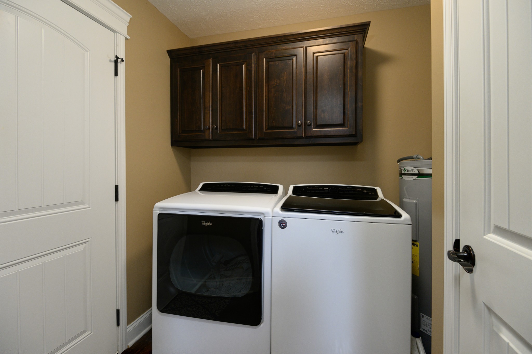 255 Troupe Road Shelbyville, TN 37160 - Photo 37 of 68 a utility room with dryer and washer