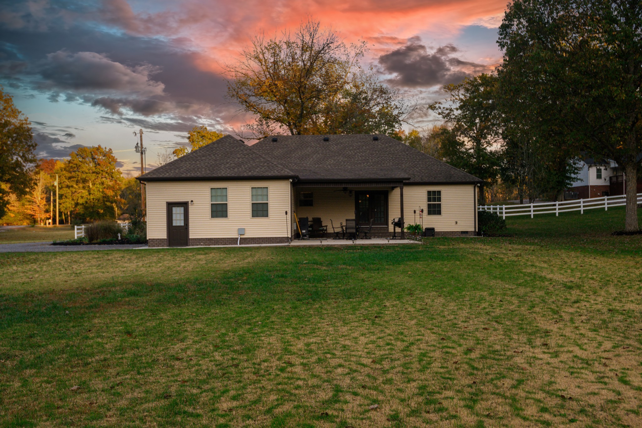 255 Troupe Road Shelbyville, TN 37160 - Photo 38 of 68 a front view of a house with a garden