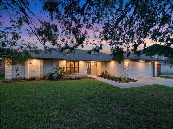 $289,900 | 6642 Mountain Wood Drive, Corpus Christi, TX 78413