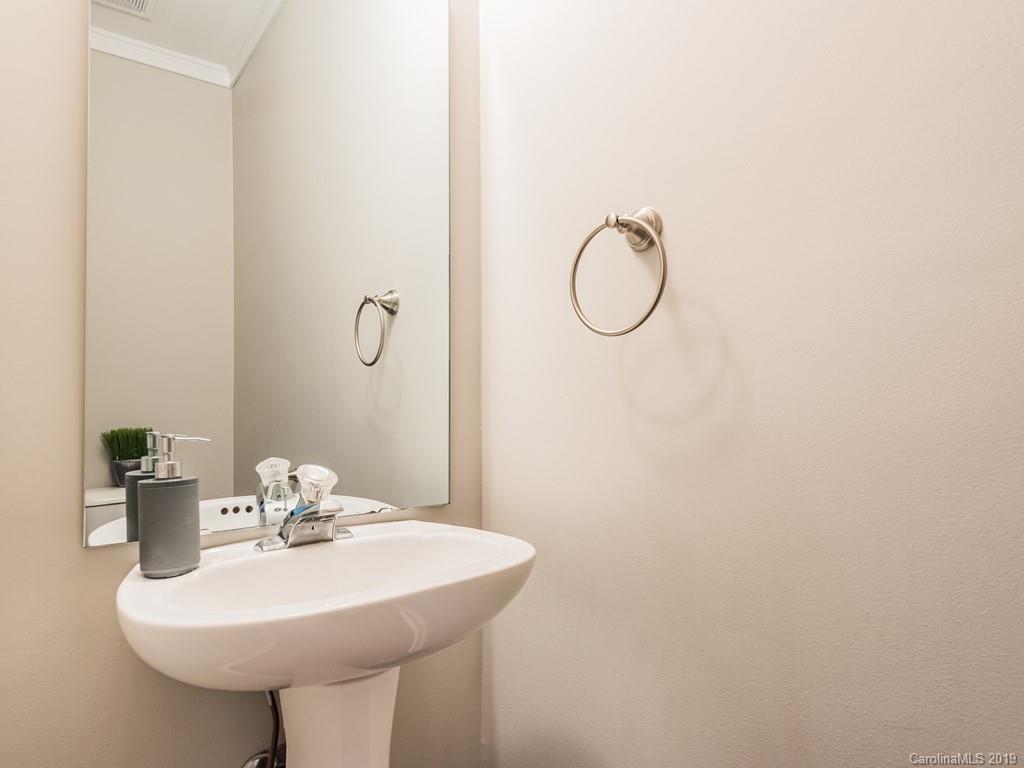2131 Lennox Square Road Charlotte, NC 28210 - Photo 14 of 25 Gallery Image 14