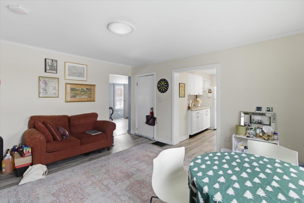 307 North Street Bennington, VT 05201 - Photo 13 of 16