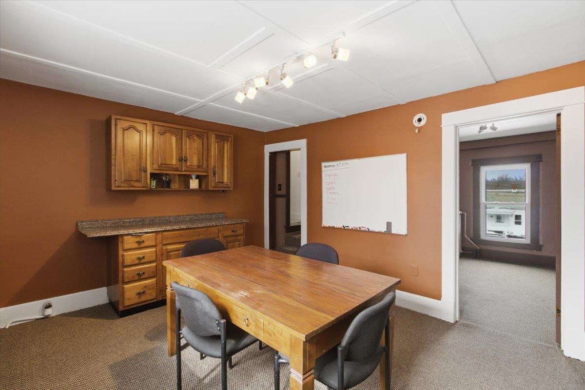 307 North Street Bennington, VT 05201 - Photo 7 of 16