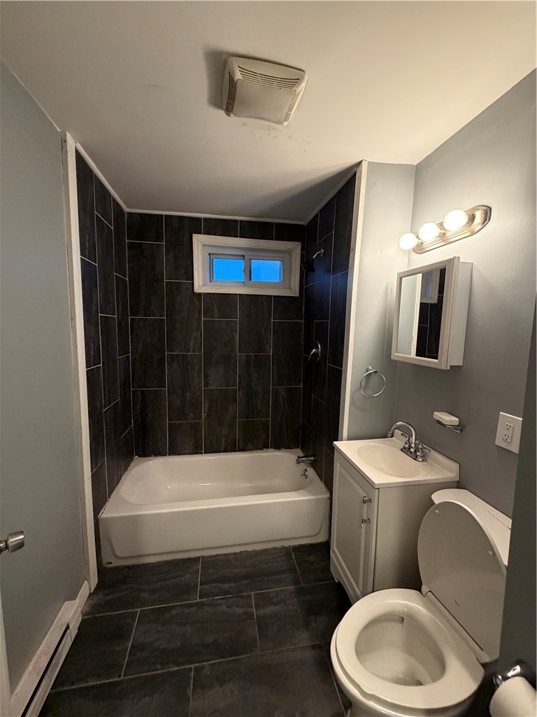 27 Robin Street Providence, RI 02908 - Photo 7 of 26