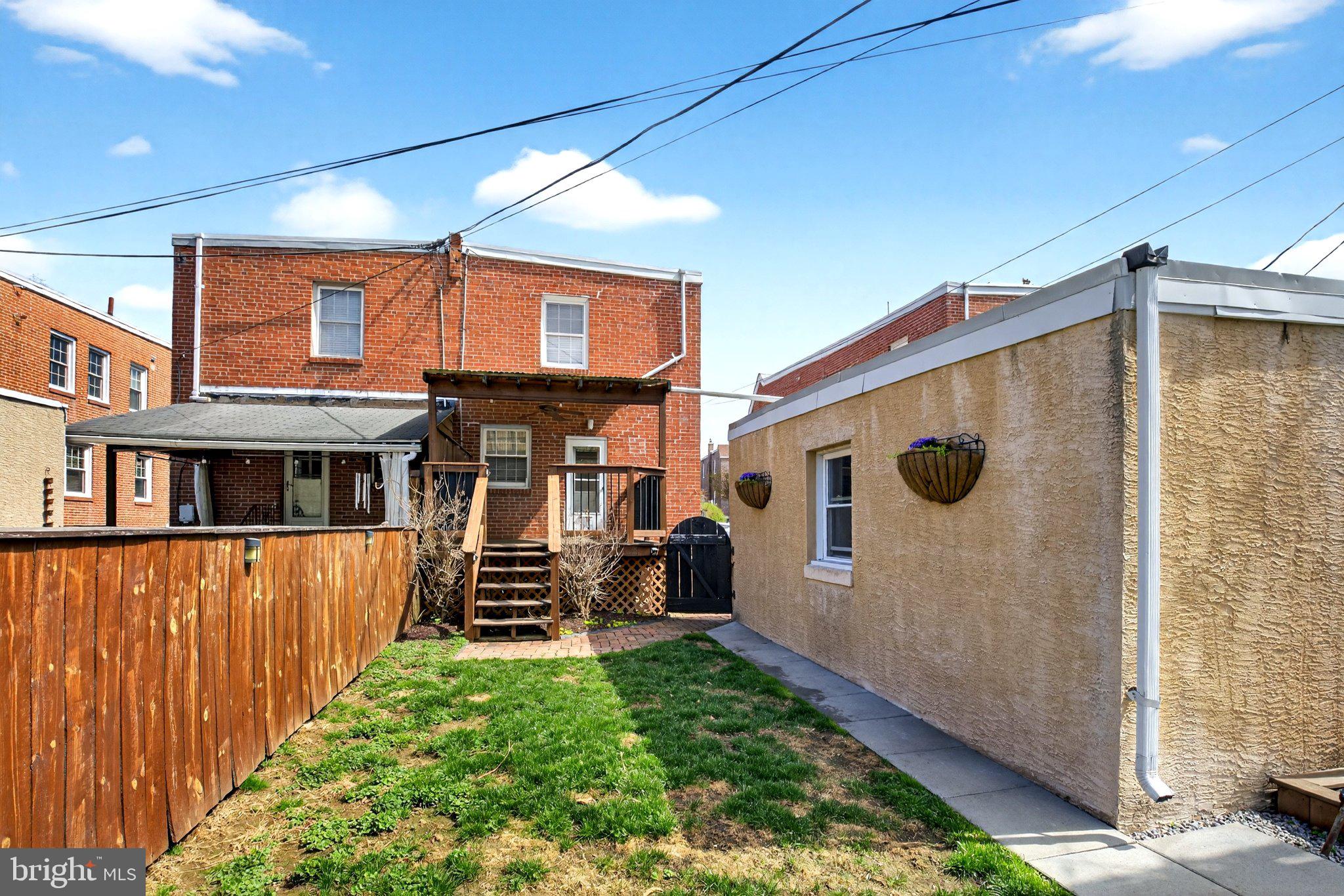 712 Clarendon Road Drexel Hill, PA 19026 - Photo 30 of 30 Charming backyard retreat awaits you.