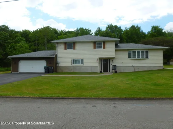 $400,000 | 430 Delaware Street, Mayfield, PA 18433