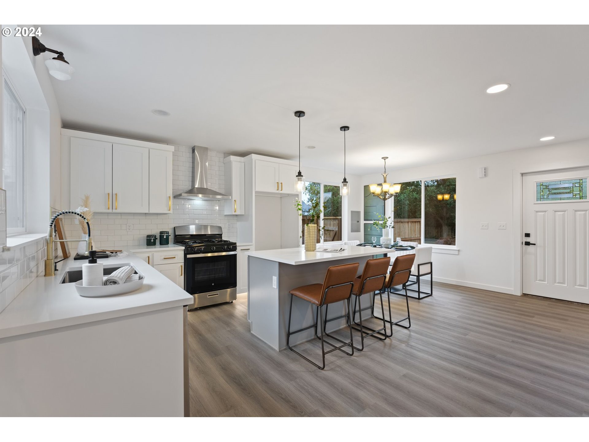 9335 North Leonard Street Portland, OR 97203 - Photo 12 of 35