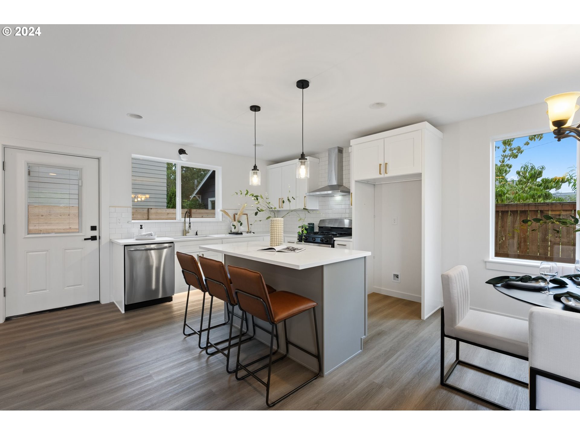 9335 North Leonard Street Portland, OR 97203 - Photo 5 of 35 Kitchen