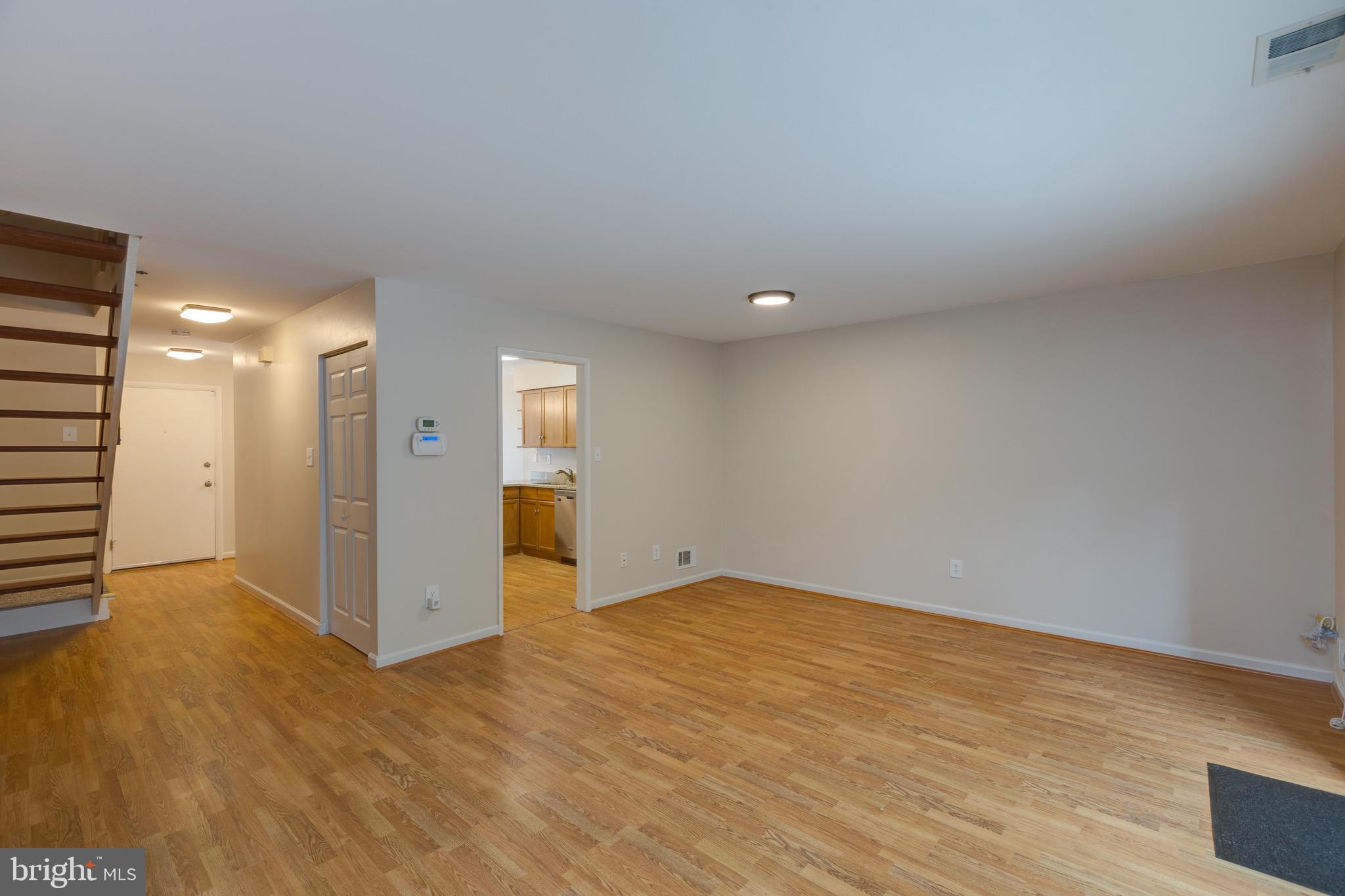 2183 White Cornus Lane Reston, VA 20191 - Photo 16 of 31 Gallery Image 16