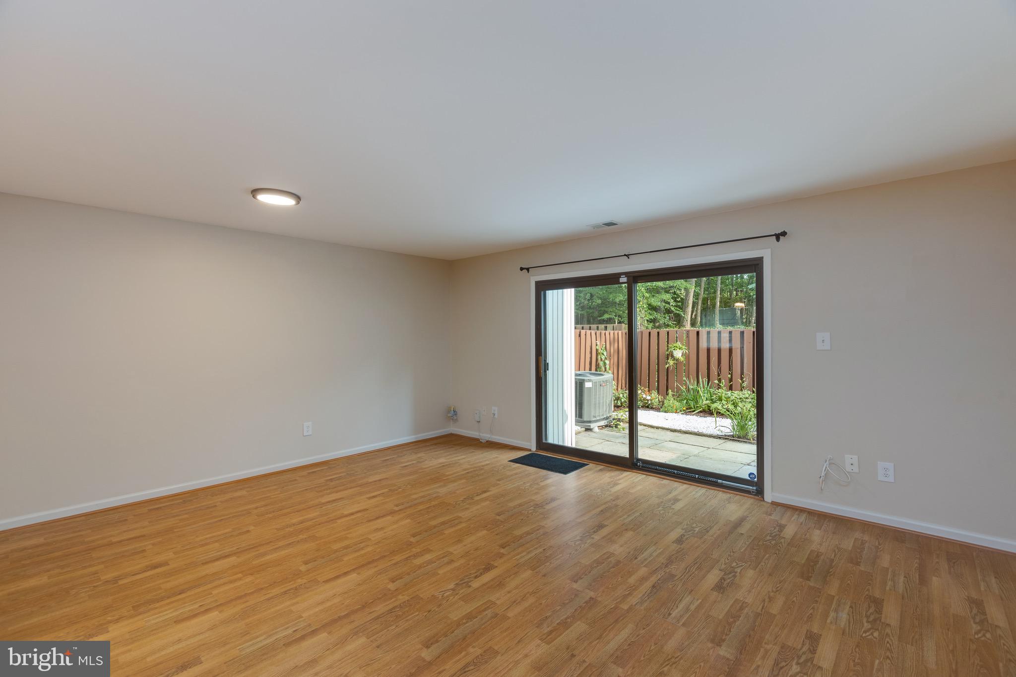 2183 White Cornus Lane Reston, VA 20191 - Photo 17 of 31 Gallery Image 17