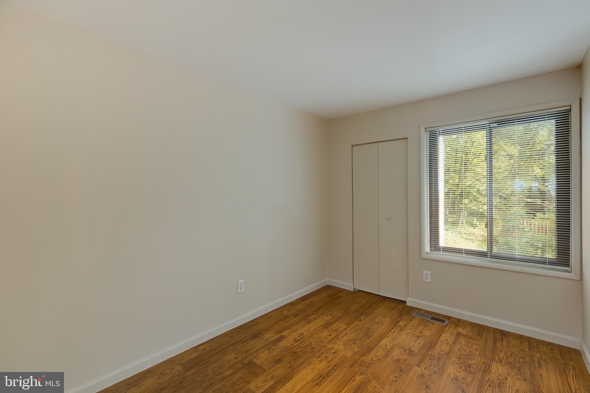 2183 White Cornus Lane Reston, VA 20191 - Photo 25 of 31 Gallery Image 25