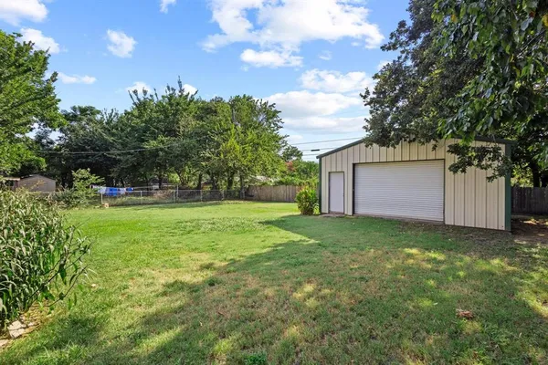 $234,900 | 1414 North Binkley Street, Sherman, TX 75092