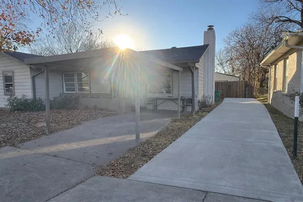 $234,900 | 1414 North Binkley Street, Sherman, TX 75092
