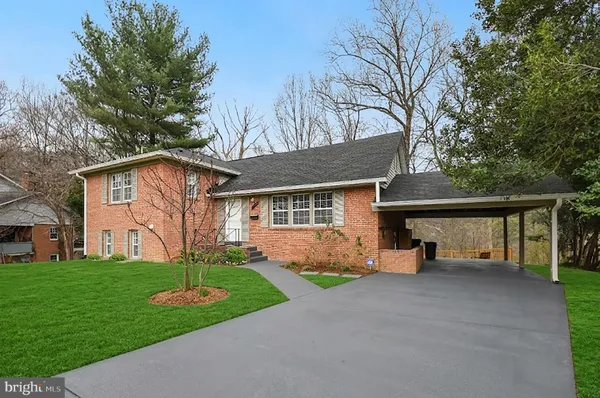 $949,000 | 10605 Meadowhill Road, Silver Spring, MD 20901