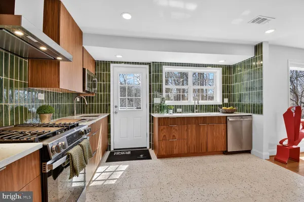 $949,000 | 10605 Meadowhill Road, Silver Spring, MD 20901