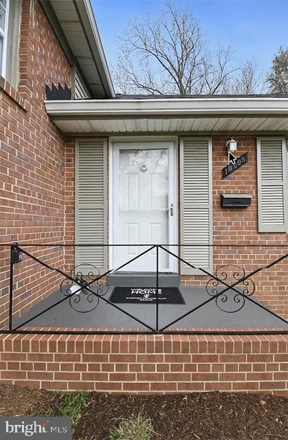 10605 Meadowhill Road Silver Spring, MD 20901 - Photo 2 of 59