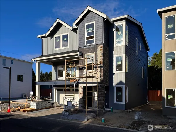 $1,299,000 | 22015 81st Place West, Edmonds, WA 98026