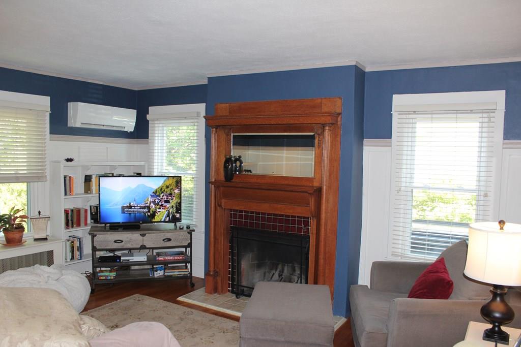 31 Daviston Street Springfield, MA 01108 - Photo 6 of 10 Gallery Image 6