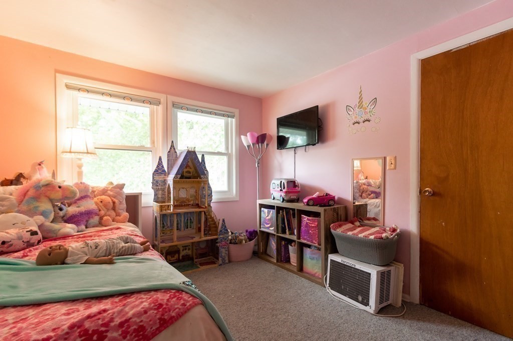4 Manor Court, Unit 4 Springfield, MA 01118 - Photo 25 of 29 Gallery Image 25