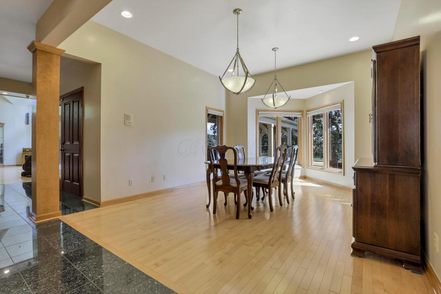 4037 Dublin Road Hilliard, OH 43026 - Photo 13 of 37 20220921135750610230000000-o