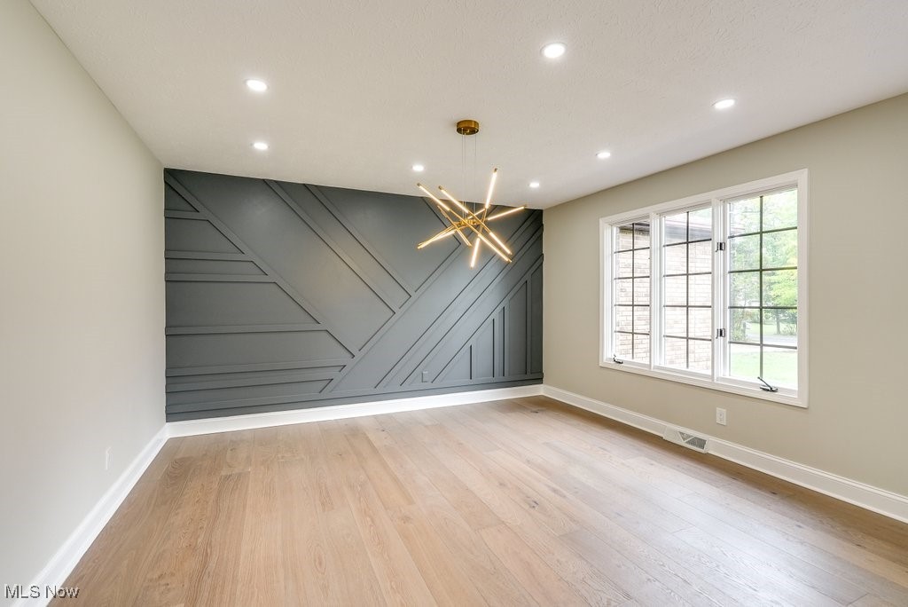 3808 Maplecrest Road Beachwood, OH 44122 - Photo 5 of 50 Gallery Image 5