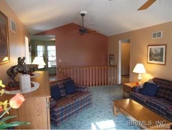 620 Seminary Road Brighton, IL 62012 - Photo 4 of 24