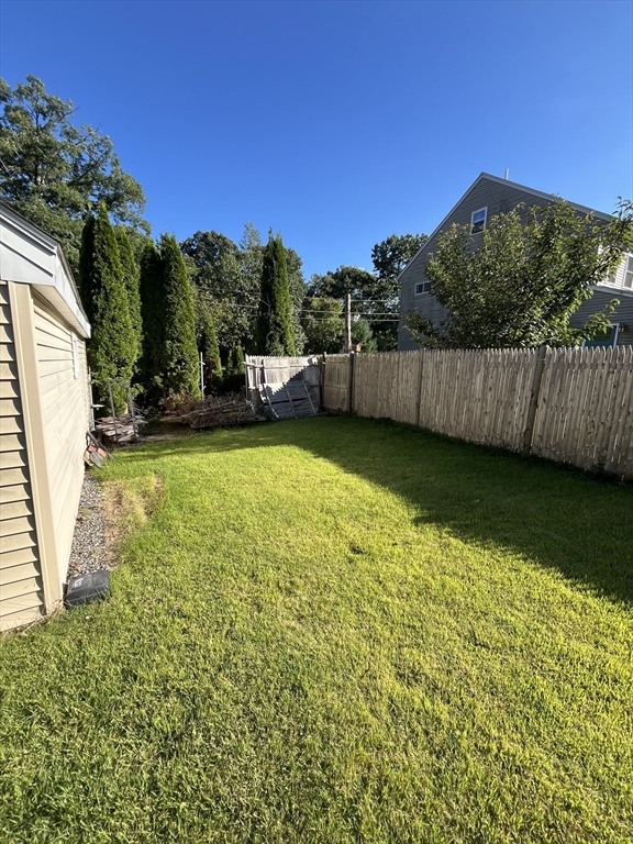 14 Tamarack Road Norton, MA 02766 - Photo 4 of 13 Gallery Image 4