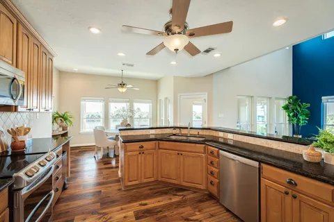 $689,000 | 11648 Zingelmann Road, Galveston, TX 77554