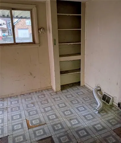 $34,900 | 1716 4th Avenue, Beaver Falls, PA 15010