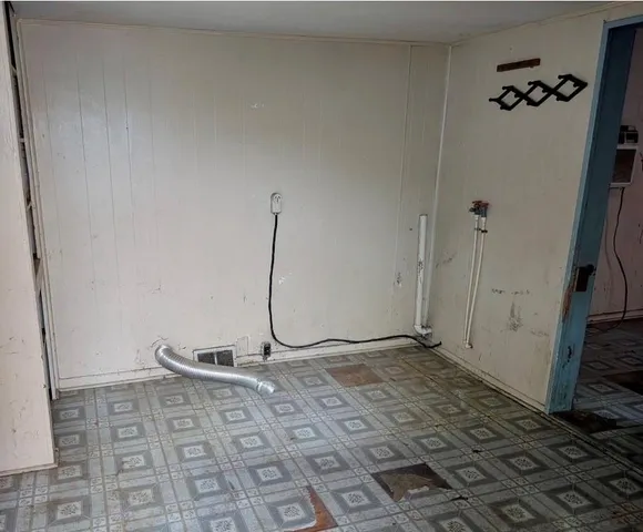 $34,900 | 1716 4th Avenue, Beaver Falls, PA 15010