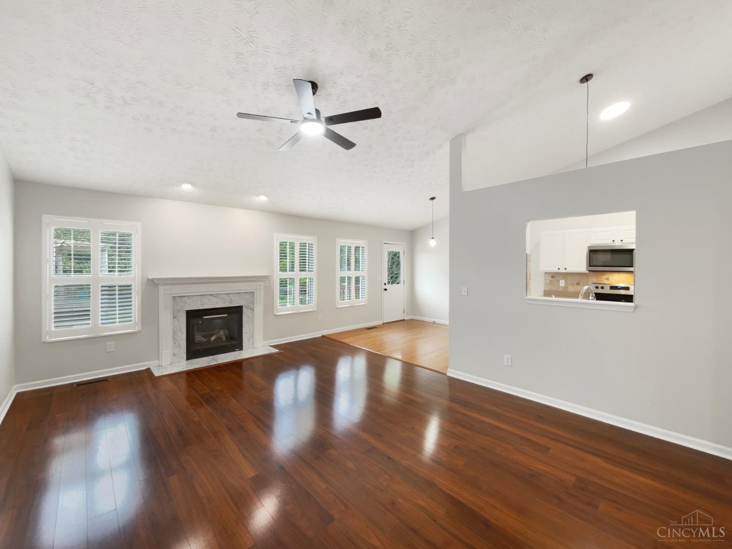 8339 Maineville Road Maineville, OH 45039 - Photo 3 of 24 Gallery Image 3